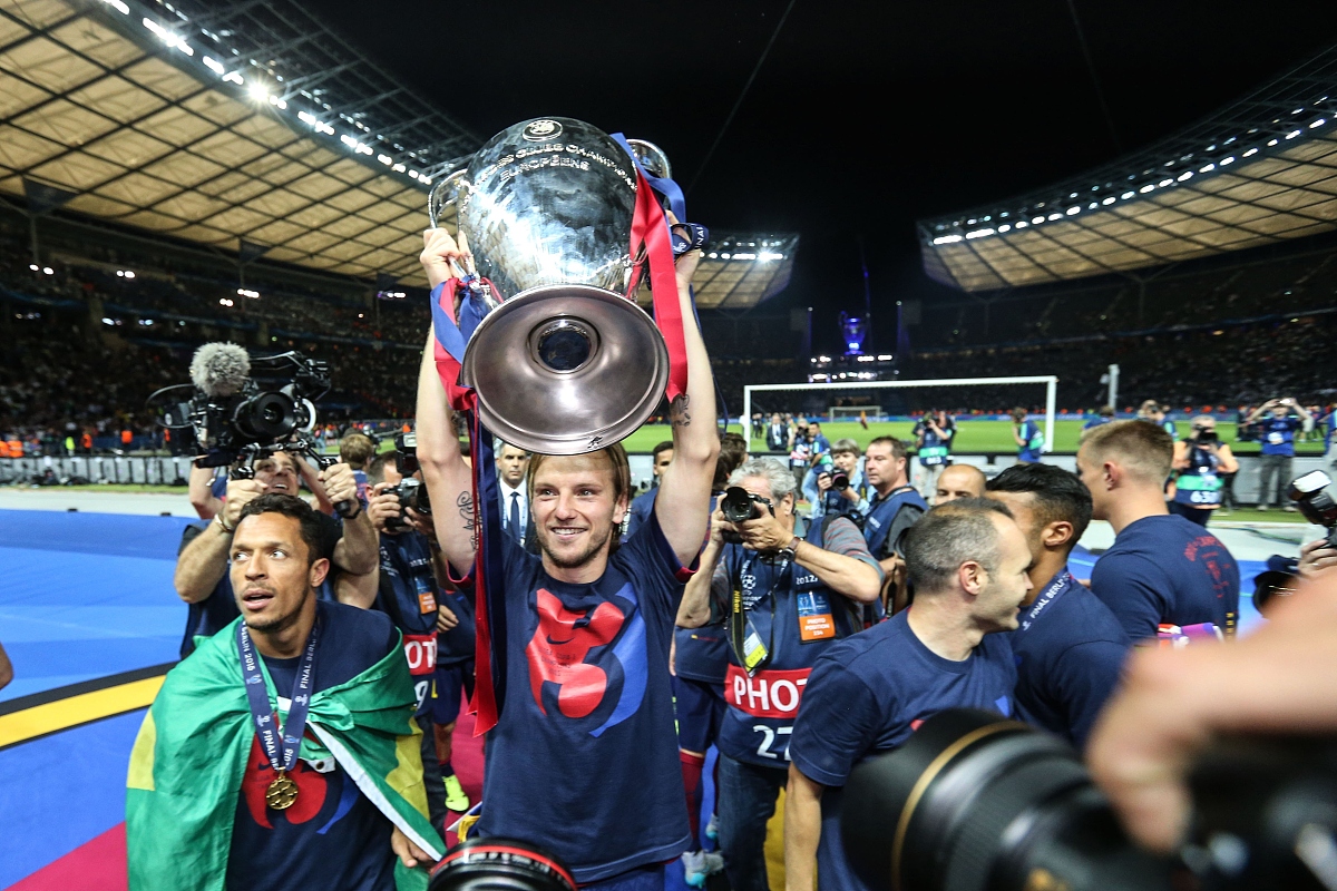 拜仁完胜摩洛哥，佩德里爆发神勇的简单介绍