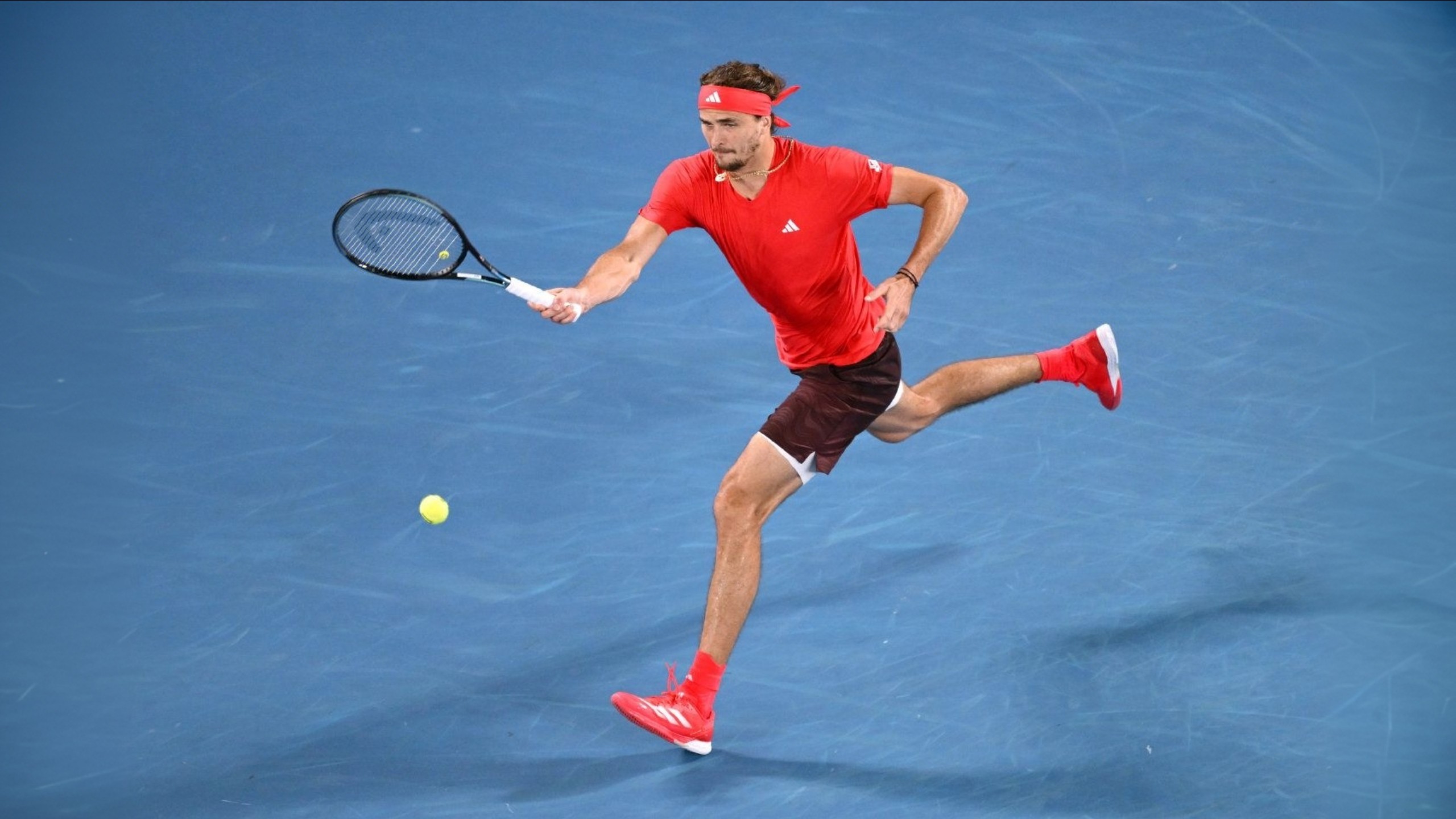 欧洲网球队强势西班牙网球队，兹维列夫制霸全场的简单介绍