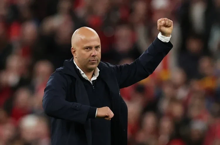 利物浦逆转拜仁,乔瓦尼·雷纳关键制胜 利物浦逆转拜仁,乔瓦尼·雷纳关键制胜