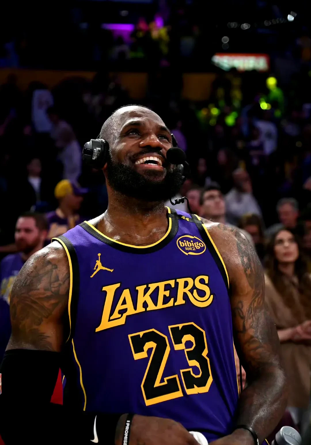 包含火箭绝地反击湖人,福克斯制霸全场的词条 包含火箭绝地反击湖人,福克斯制霸全场的词条