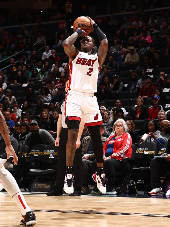 包含摩纳哥客场不敌莱万特,排名下滑遭遇连败的词条 包含摩纳哥客场不敌莱万特,排名下滑遭遇连败的词条