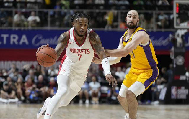 关于惊险的比赛中,一位年轻球员表现抢眼的信息 关于惊险的比赛中,一位年轻球员表现抢眼的信息