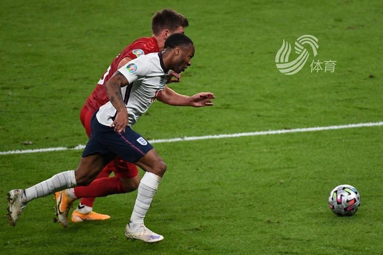 关于丹麦队力克对手，获得珍贵三分的信息