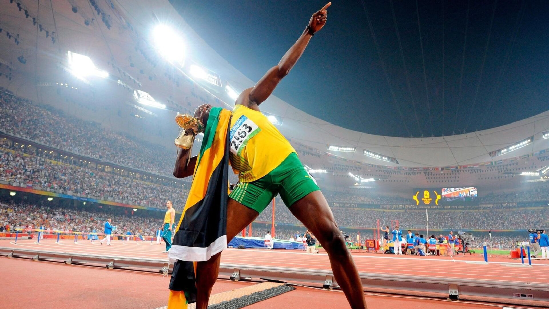 津门铁血铸奇迹，伦纳德孤星耀洛城—记天津队跨洋险胜快船之战